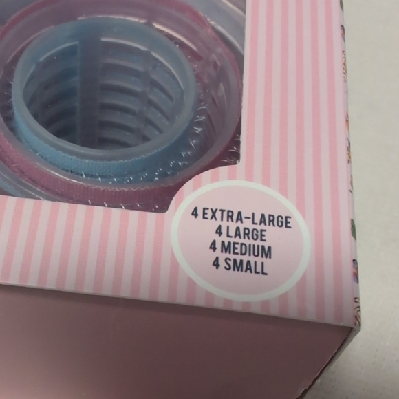 Vintage Cosmetic Company 16 Piece Velcro Roller Set - Picture 4 of 8